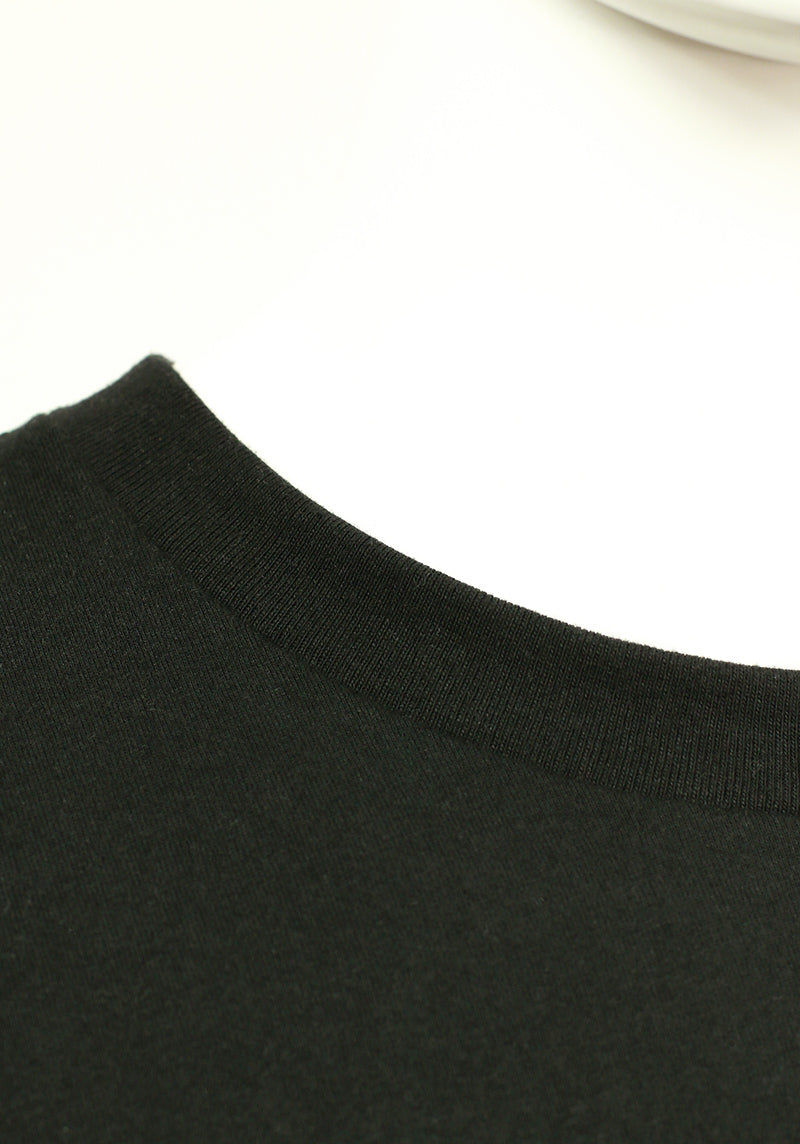 Close-up collar of a black printed t-shirt by Rapp Label