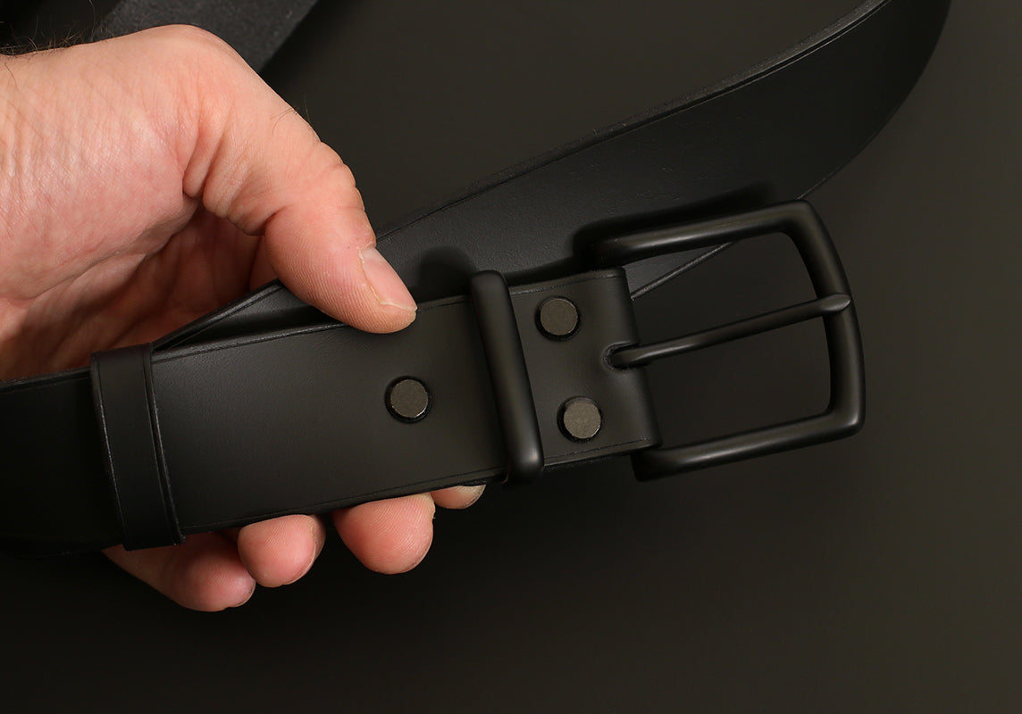 Men's casual leather belt - black on black